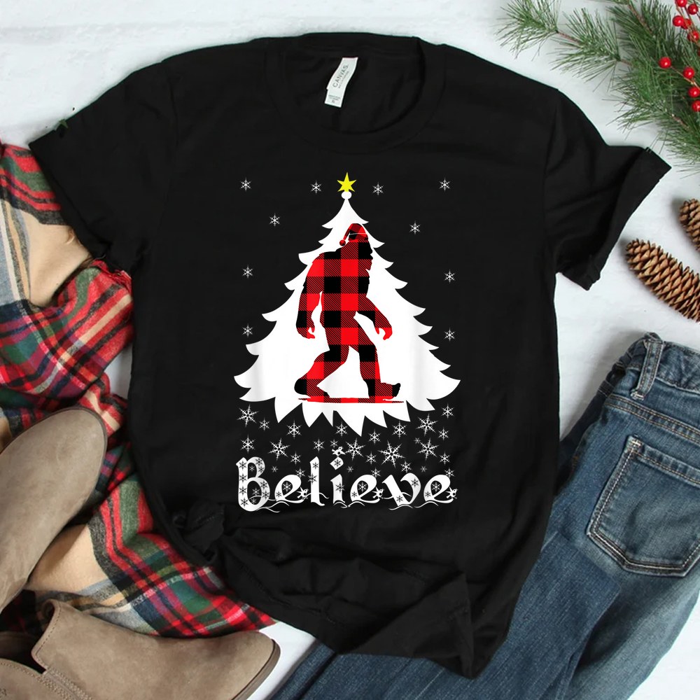 Bigfoot Santa Christmas Funny Quote Believe Red Plaid Shirt Bigfoot Santa Christmas Funny Quote Believe Red Plaid Shirt
