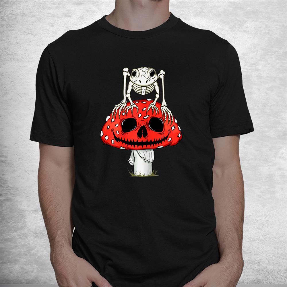 Cottagecore Skeleton Frog Skull Mushroom Goth Halloween Shirt