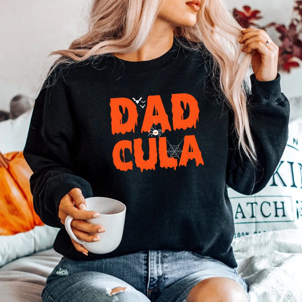 Dadcula Halloween Dad Dracula Costume Momster Matching Shirt Dadcula Halloween Dad Dracula Costume Momster Matching Shirt