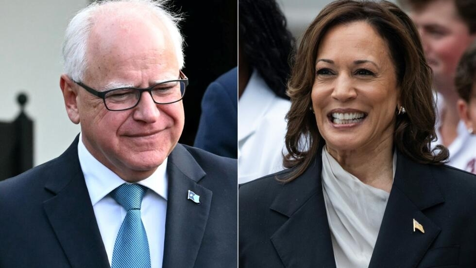 Kamala Harris Tim Walz Not Going Back Custom Pin Button