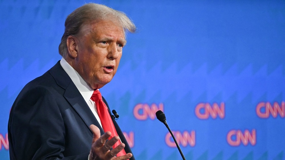 Veterans Are Not Suckers Or Losers Yard Sign 4 The shirt shows opposition towards Donald Trump