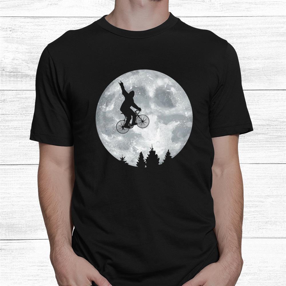Yeti Riding Moon Bike Halloween Lunar Cycling Bigfoot Shirt Yeti Riding Moon Bike Halloween Lunar Cycling Bigfoot Shirt