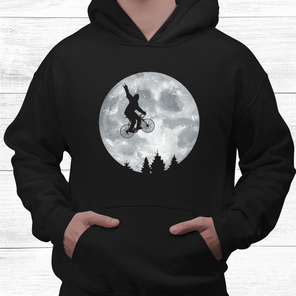 Yeti Riding Moon Bike Halloween Lunar Cycling Bigfoot Shirt Yeti Riding Moon Bike Halloween Lunar Cycling Bigfoot Shirt