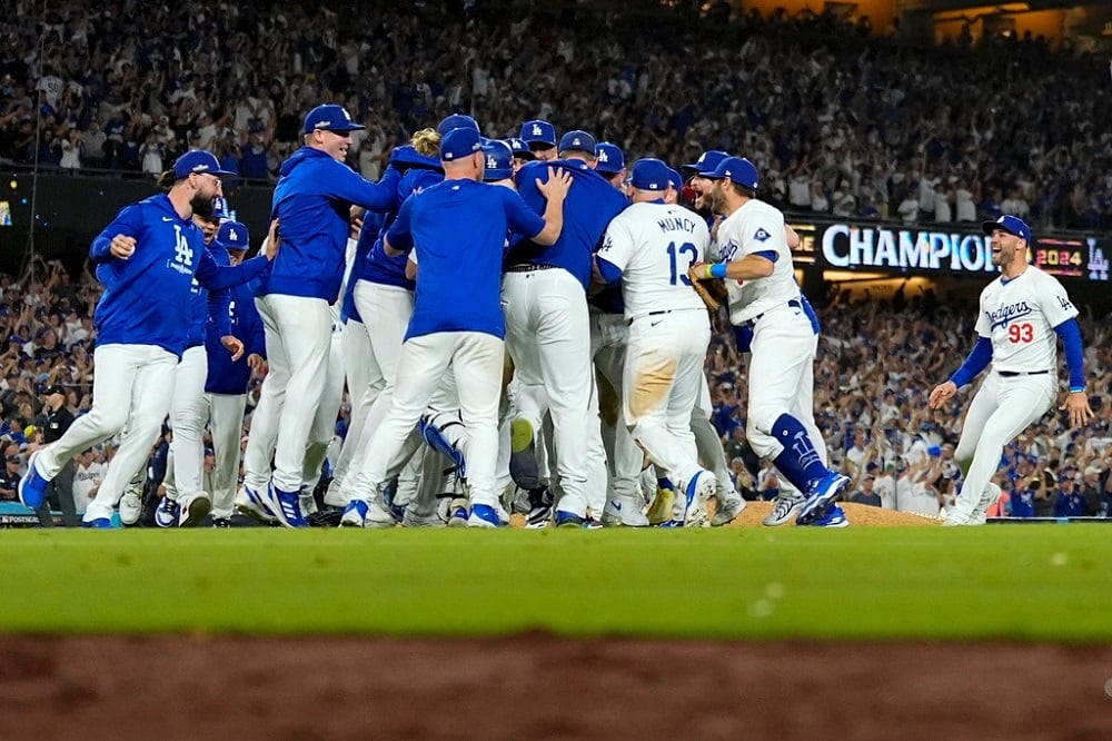 Los Angeles Dodgers Shohei Ohtani Down Goes Grimace Shirt 8 Dodgers finish off Mets with 10-5 win in NLCS and advance to face Yankees in World Series
