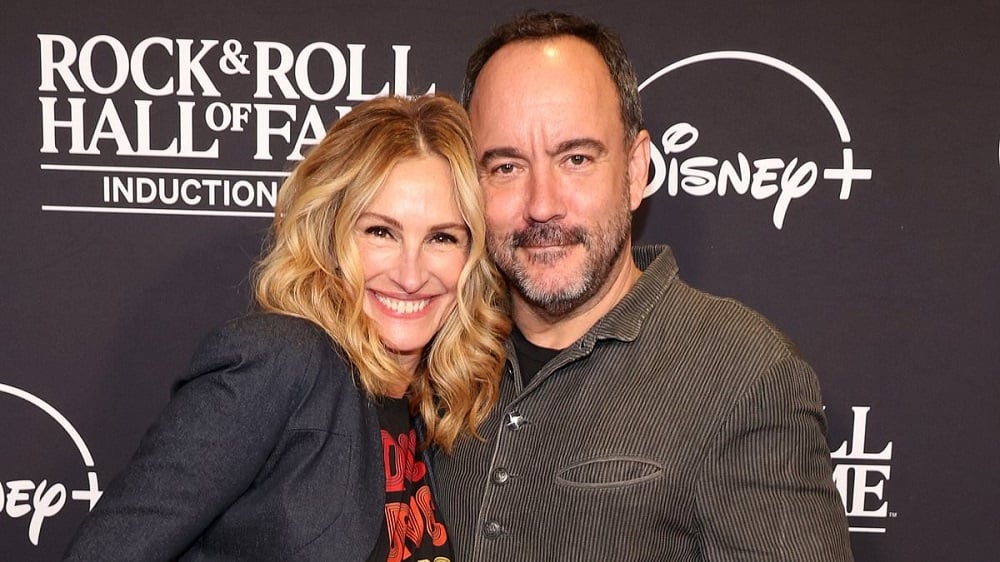 Julia Roberts Wearing Dave Dave Dave Dave Shirt