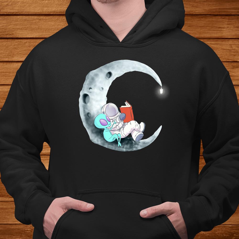 Alien Astronaut Reading Books In Space Shirt Alien Astronaut Reading Books In Space Shirt