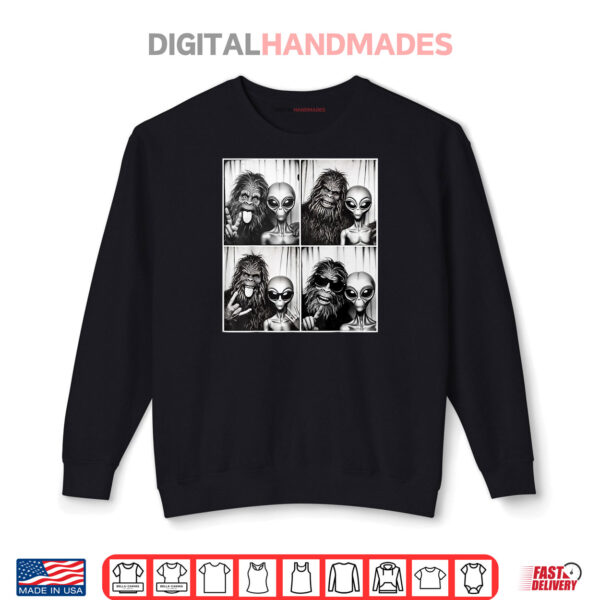 Funny Photobooth Photo Sasquatch UFO Bigfoot And Alien Shirt 1 Sweatshirt Funny Photobooth Photo Sasquatch UFO Bigfoot And Alien Shirt