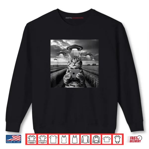 Sweatshirt Cat Selfie with Alien UFO Shirt