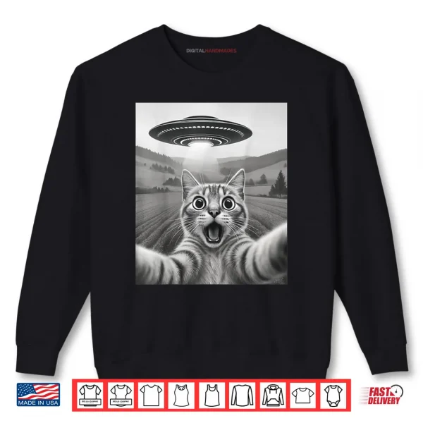 Cat Selfie with Alien UFO Shirt 1 Sweatshirt Cat Selfie with Alien UFO Shirt